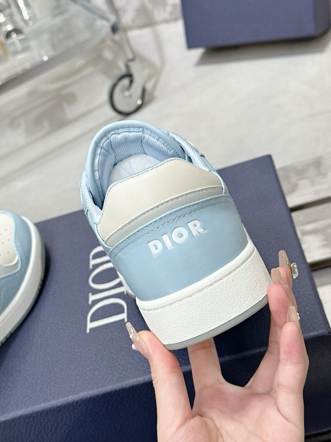 SNEAKERS DIOR B27 BLEU CIEL