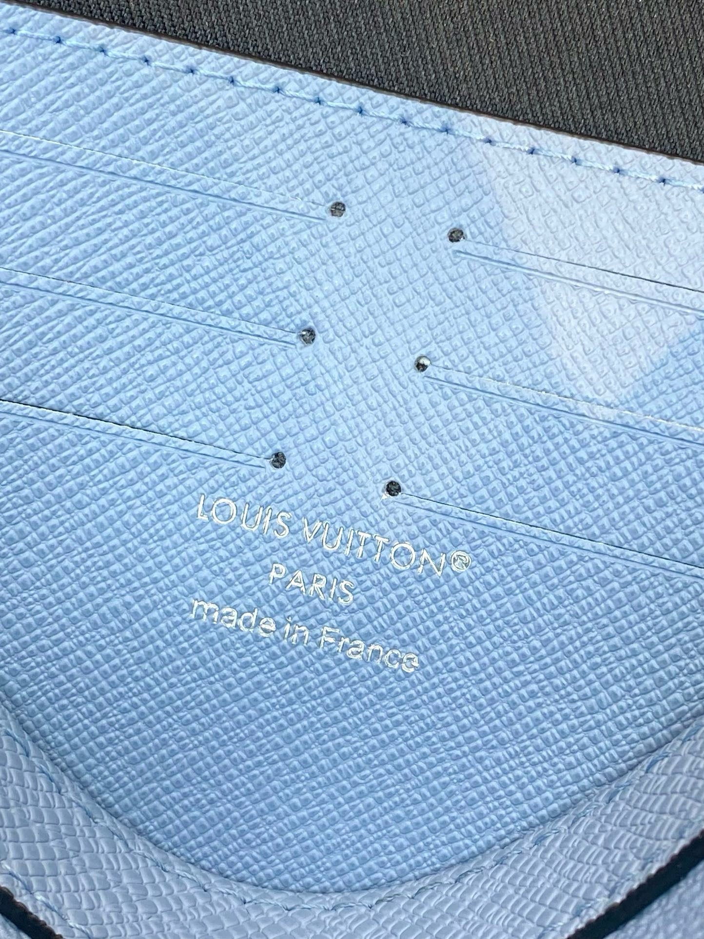 POCHETTE VOYAGE LOUIS VUITTON BLEU