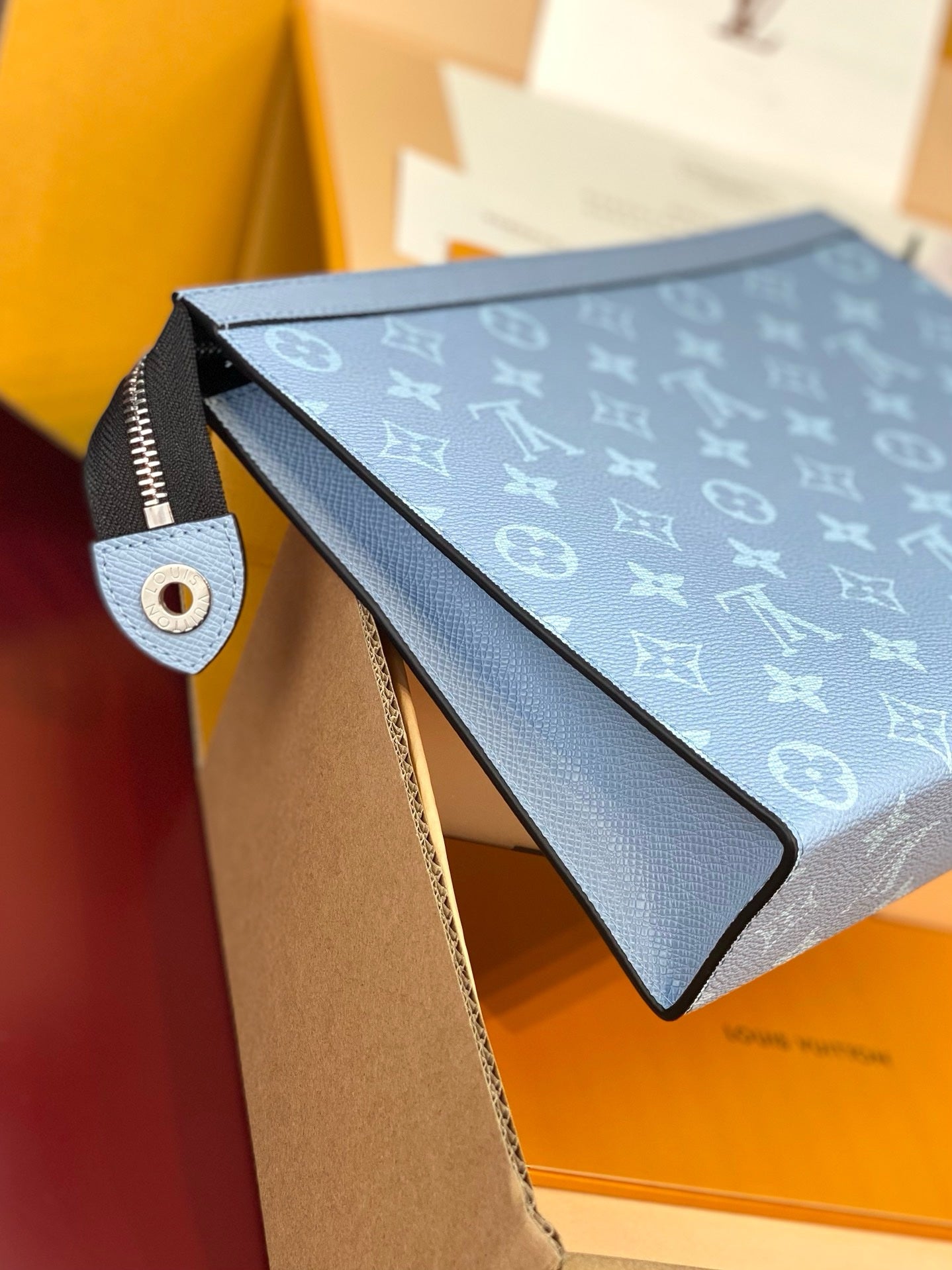 POCHETTE VOYAGE LOUIS VUITTON BLEU