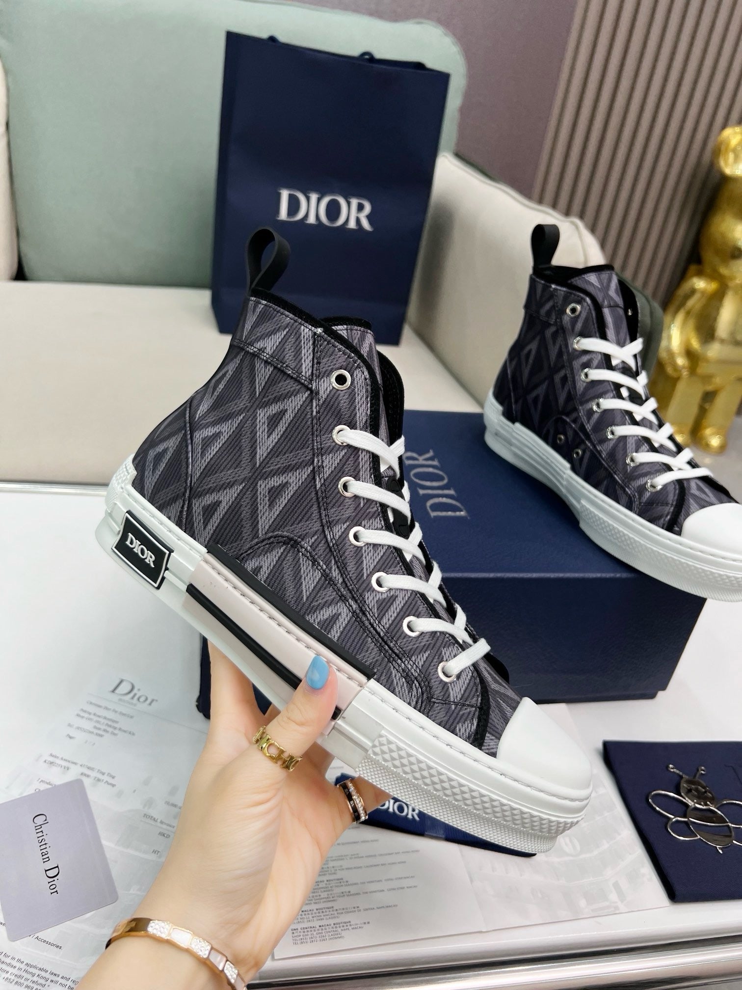 SNEAKERS DIOR B23 GRIS FONCÉ DIAMOND