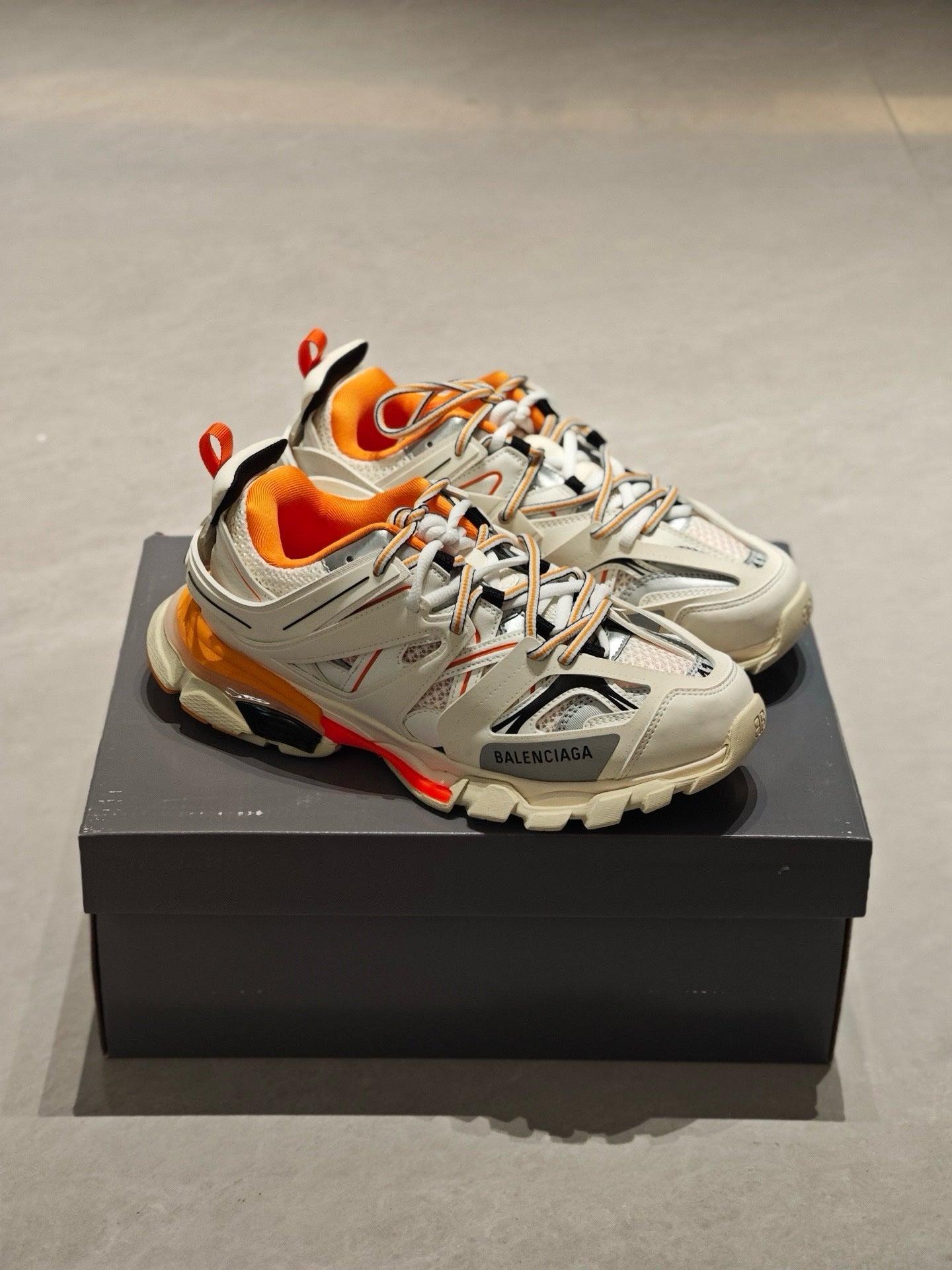 SNEAKERS BALENCIAGA TRACK ORANGE