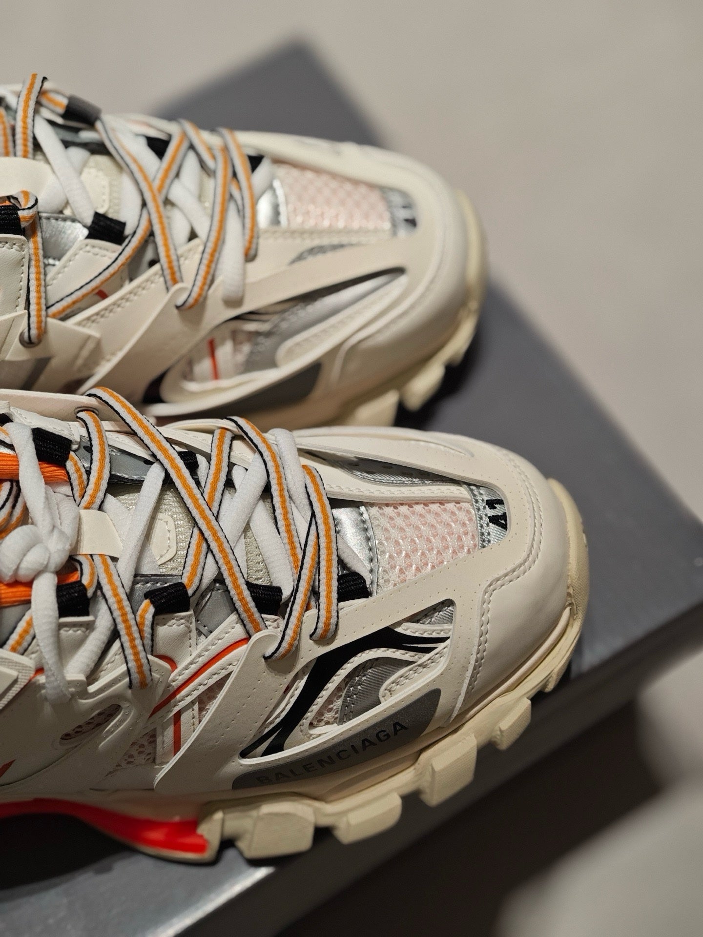 SNEAKERS BALENCIAGA TRACK ORANGE