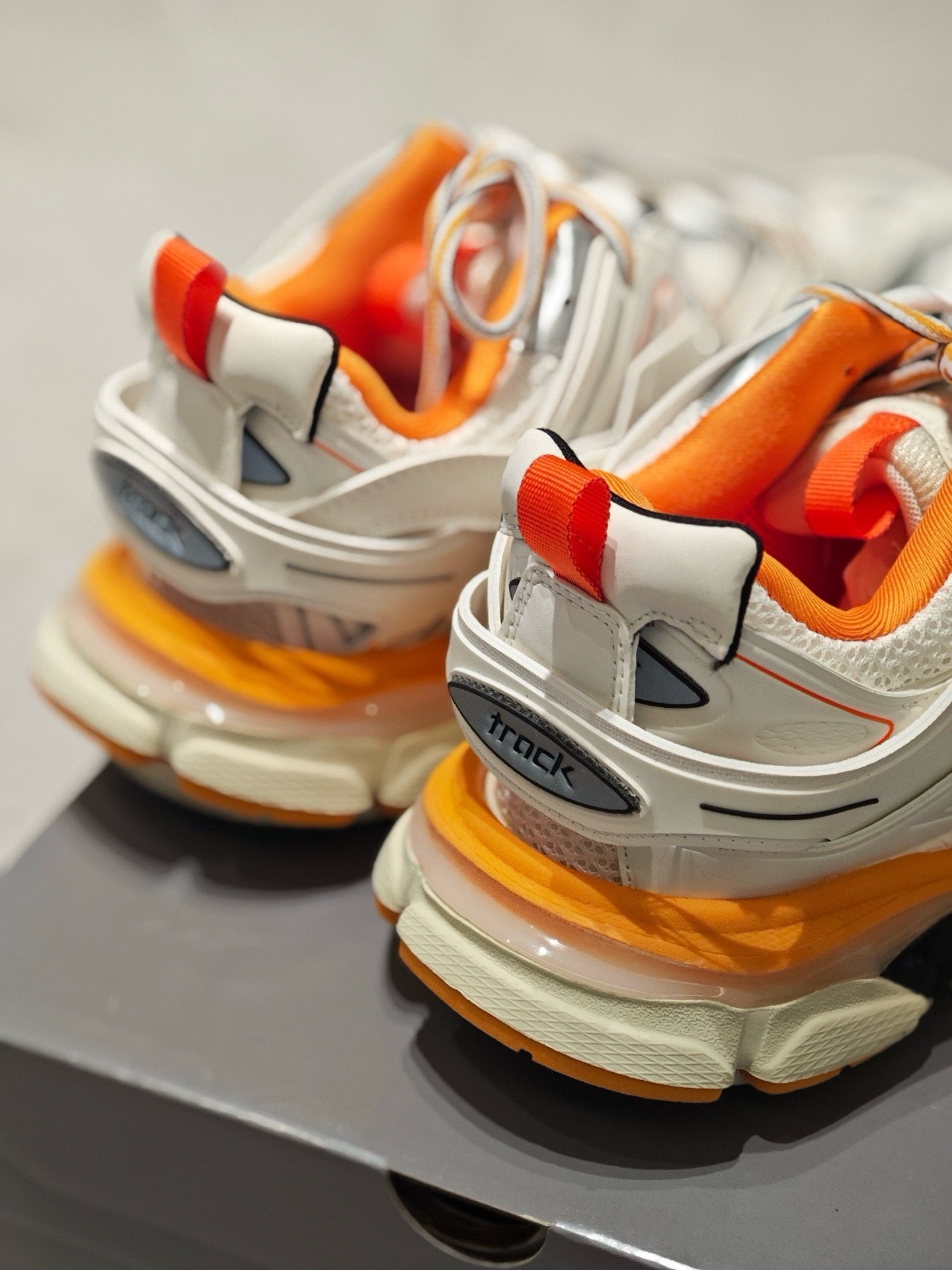 SNEAKERS BALENCIAGA TRACK ORANGE
