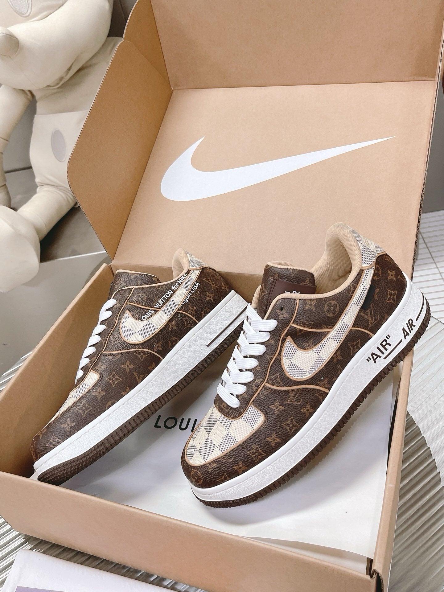 SNEAKERS AIR FORCE 1 X LOUIS VUITTON MARRON