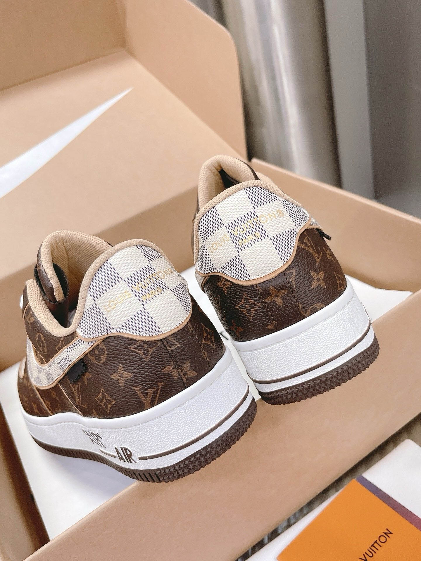 SNEAKERS AIR FORCE 1 X LOUIS VUITTON MARRON