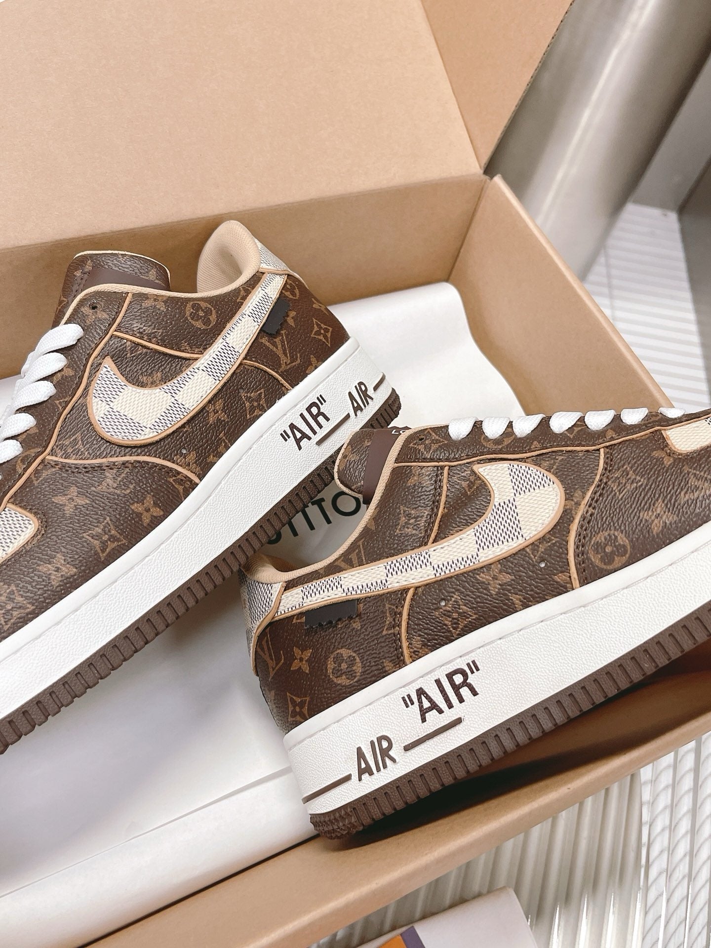 SNEAKERS AIR FORCE 1 X LOUIS VUITTON MARRON