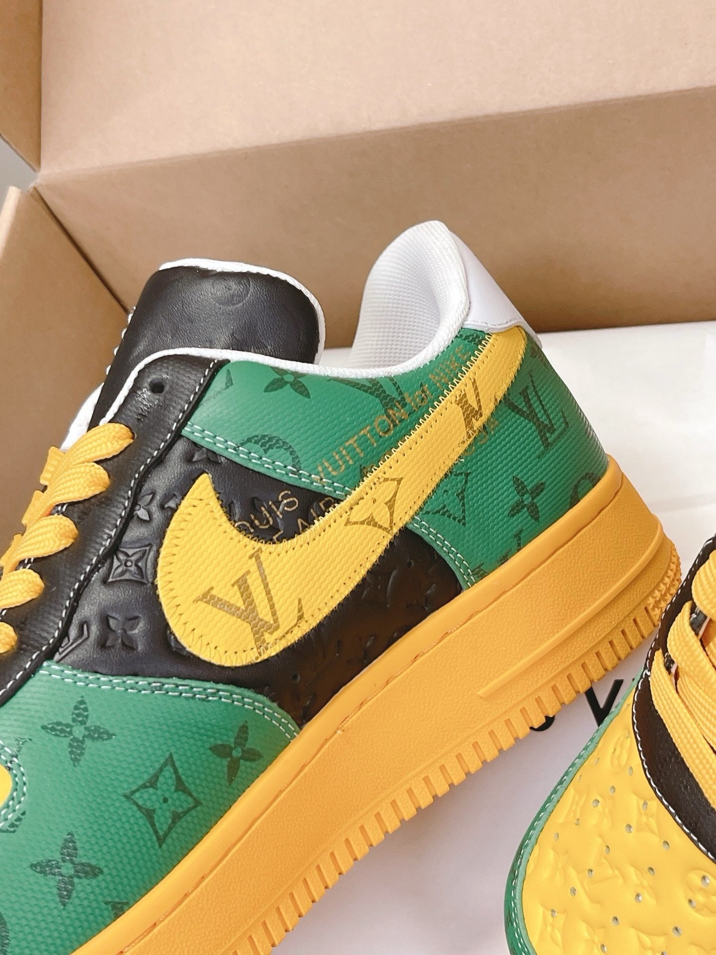 SNEAKERS AIR FORCE 1 X LOUIS VUITTON BRASIL