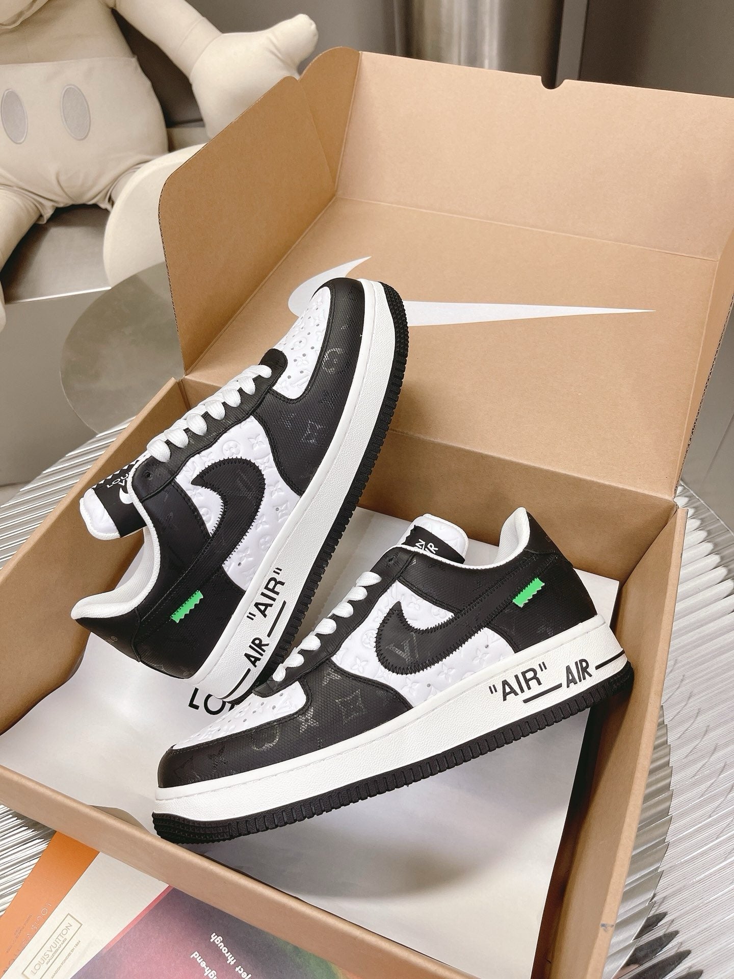 SNEAKERS AIR FORCE 1 X LOUIS VUITTON NOIR BLANC