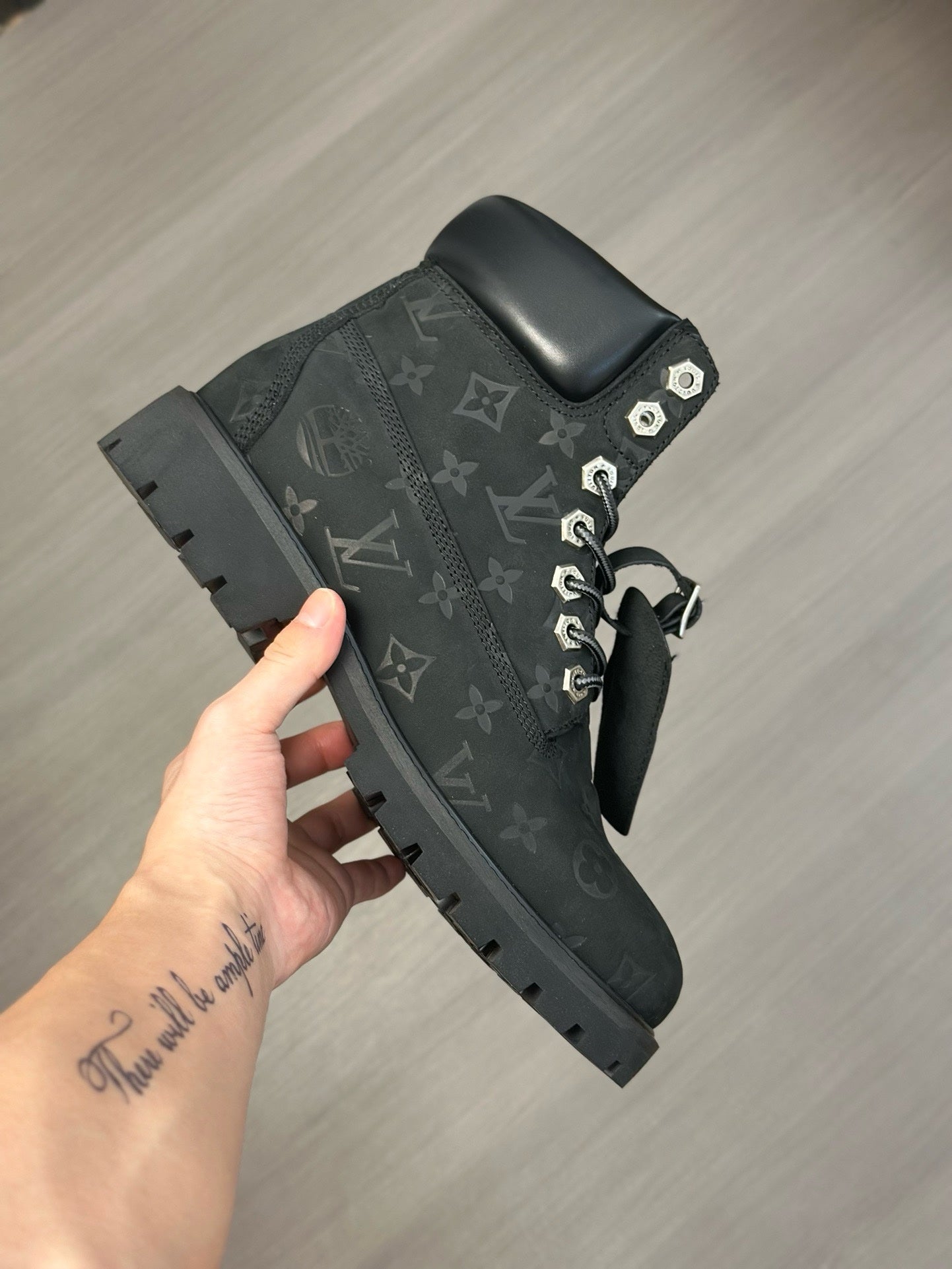 LOUIS VUITTON X TIMBERLAND