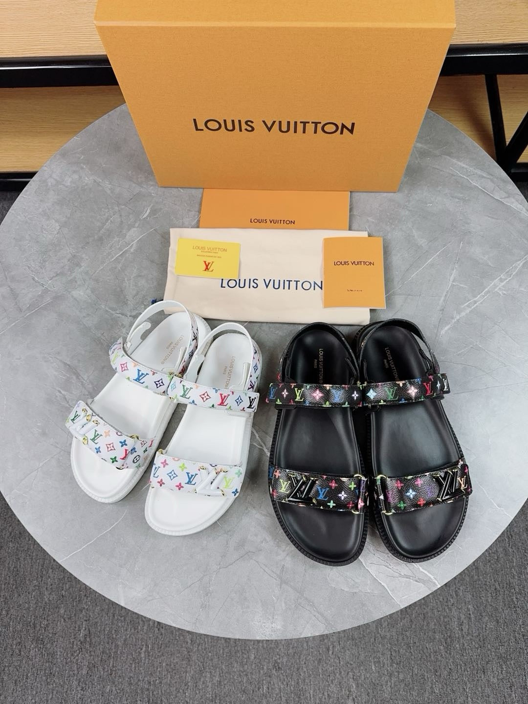 Sandales Louis Vuitton Femme