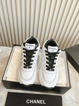 Sneakers Chanel Suede Femme